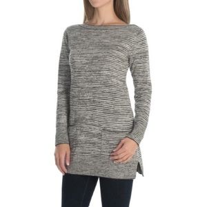 Eight Eight Eight tunic sweater